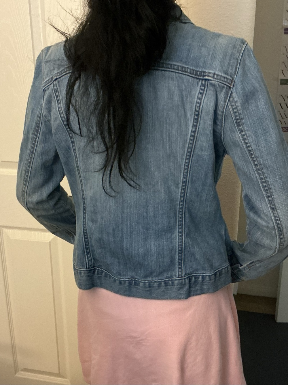 GAP Light Wash Blue Denim Jacket for Women - Picture 2 of 5